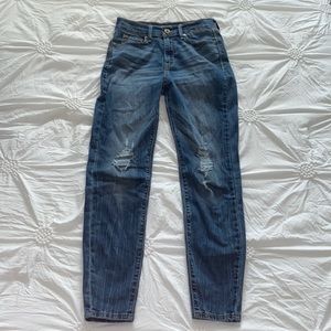 Junior Levi’s High-Rise Ankle Jeggings Size 3